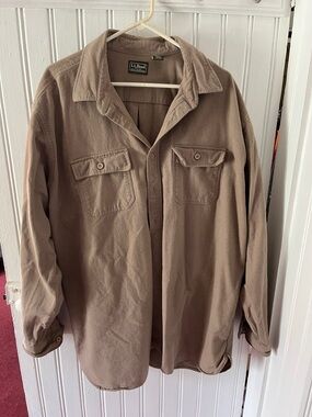 L.L. Bean Men’s Taupe Shirt Jacket